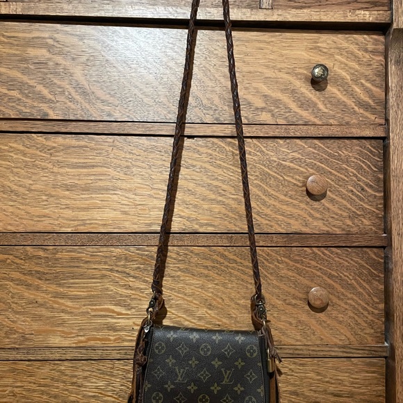 Vintage Boho Bags upcycled Louis Vuitton bag - Picture 5 of 9
